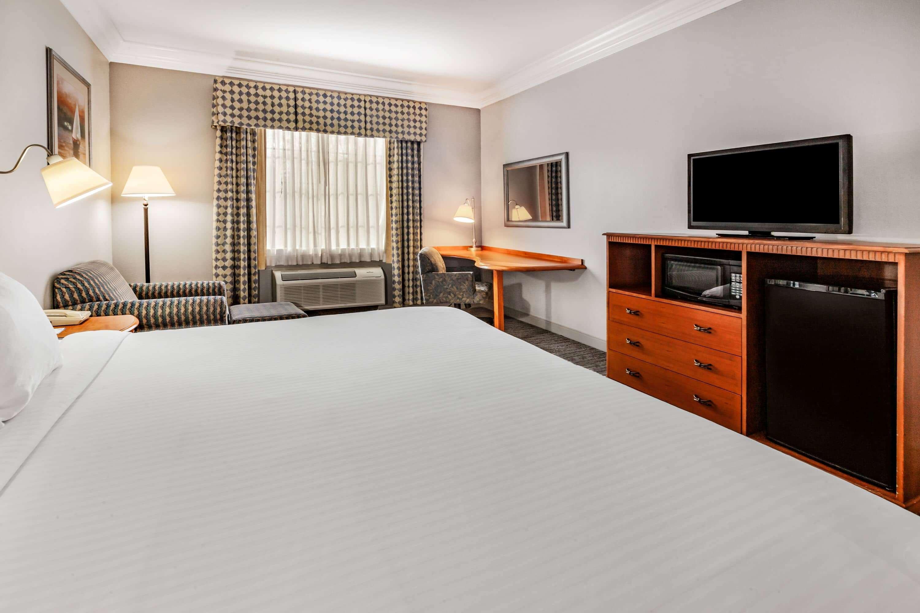 Days Inn By Wyndham Alta Vista Altavista Buitenkant foto